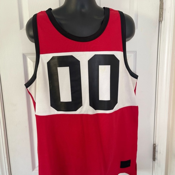 Red and Black Sleeveless Jersey - Picture 1 of 3